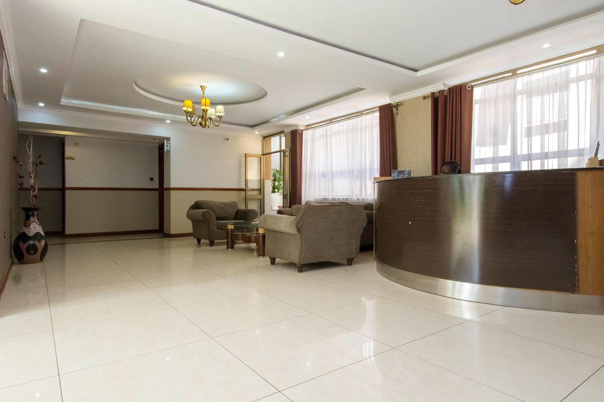 Victoria Comfort Inn 키수무 외부 사진